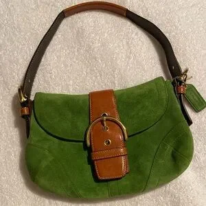 バッグ Vintage Coach Soho Hobo Suede Bag Green suede green soho🐸🩷🌿🌸💚 : r/Coach